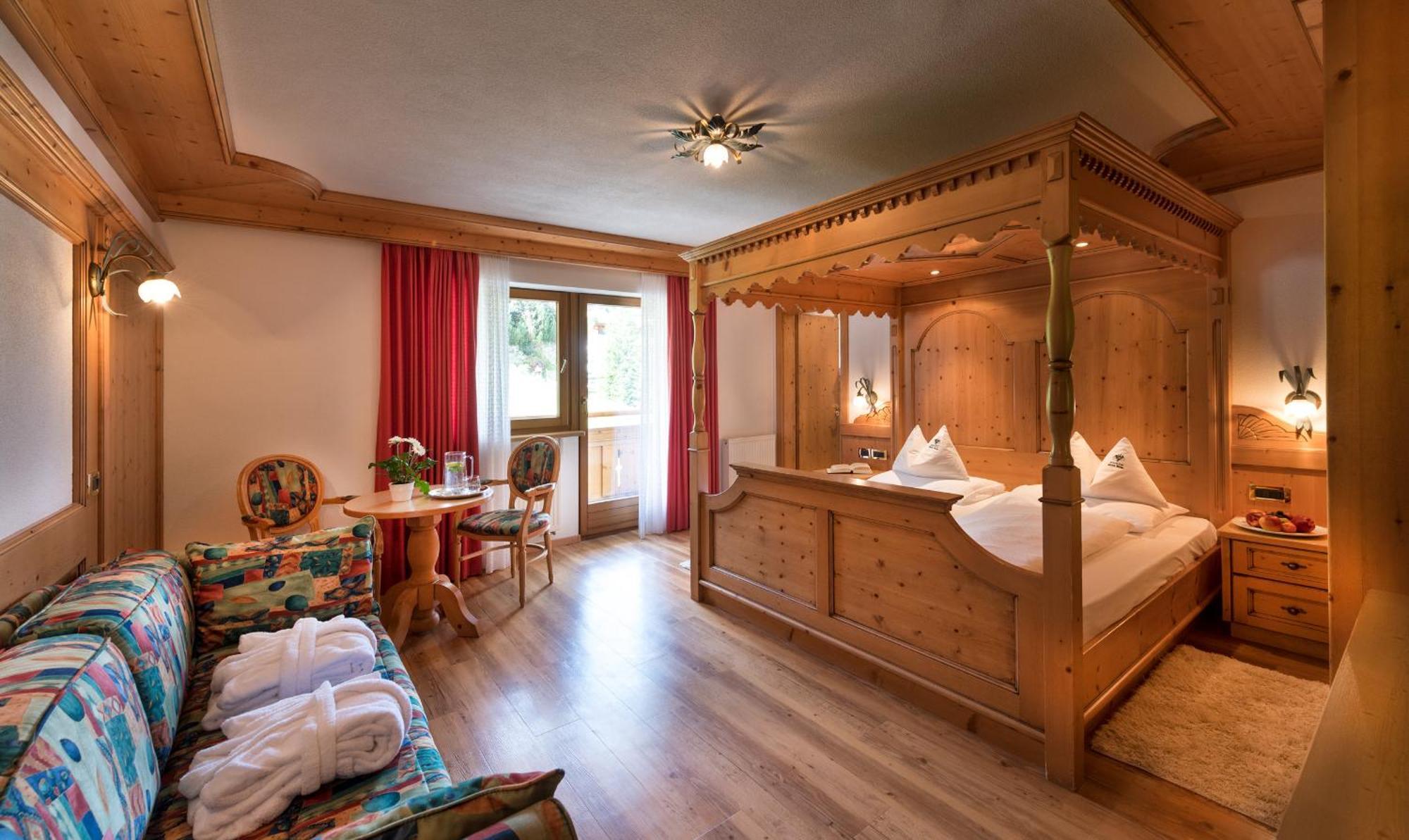 Wellness Hotel Gran Risa***S La Villa  Esterno foto